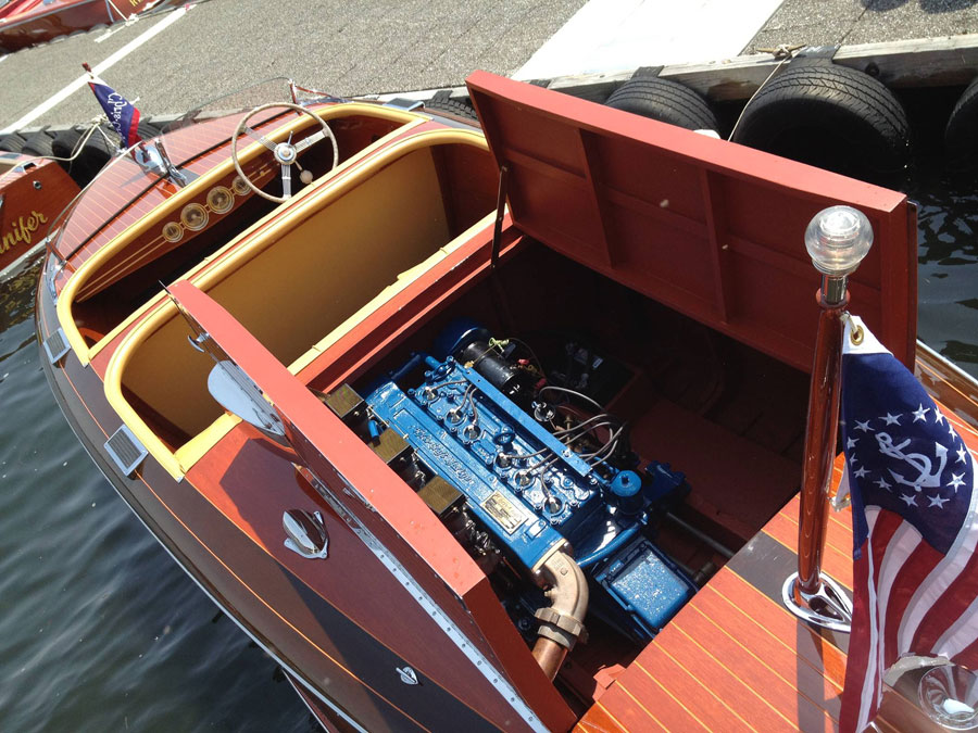 1940 17' Chris Craft Deluxe Barrel Back Runabout