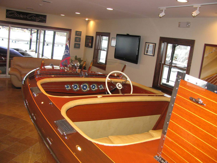 1940 19' Chris Craft Barrelback Runabout