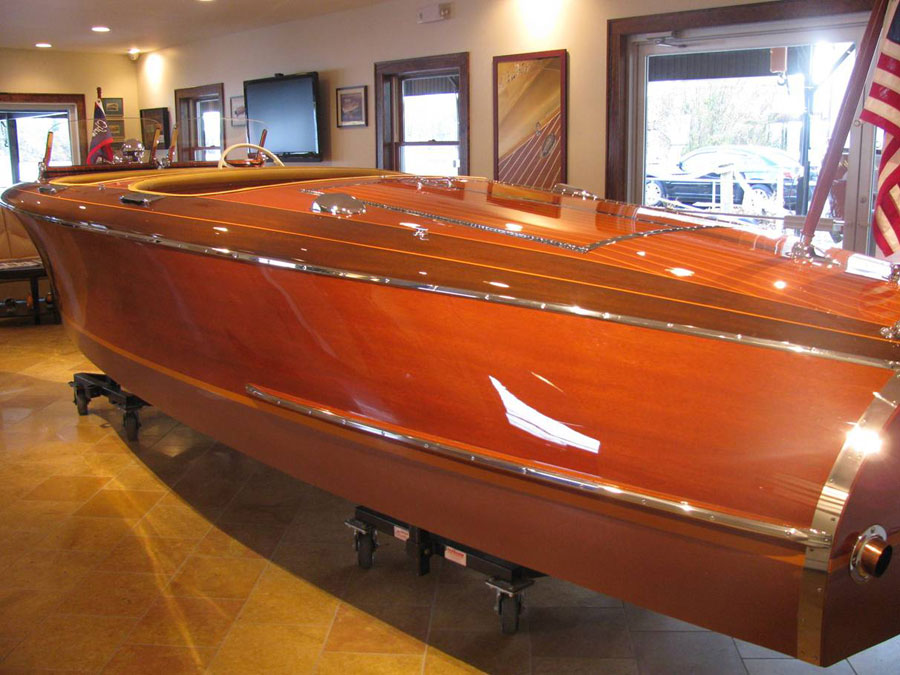 1940 19' Chris Craft Barrelback Runabout