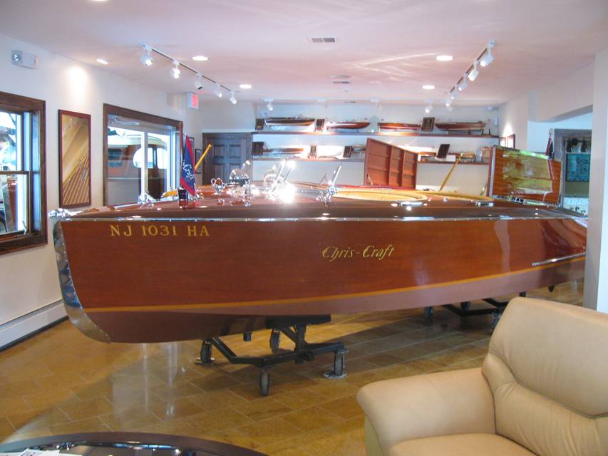 1940 19' Chris Craft Barrelback Runabout