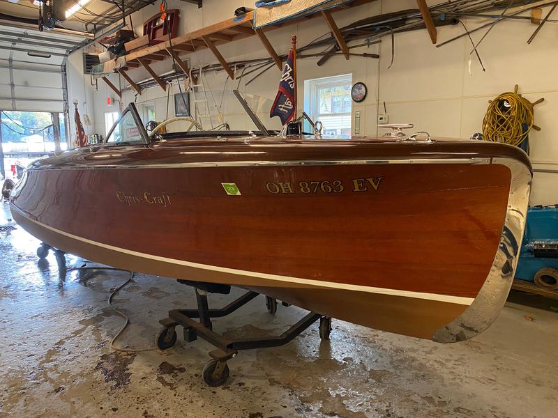 1941 19' Chris Craft Custom Runabout