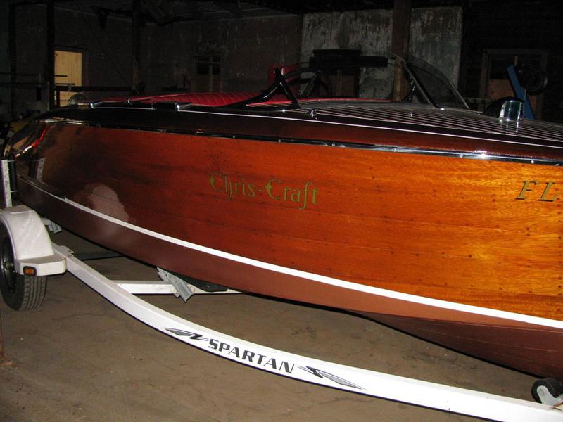 1942 17' Chris Craft Barrelback Runabout