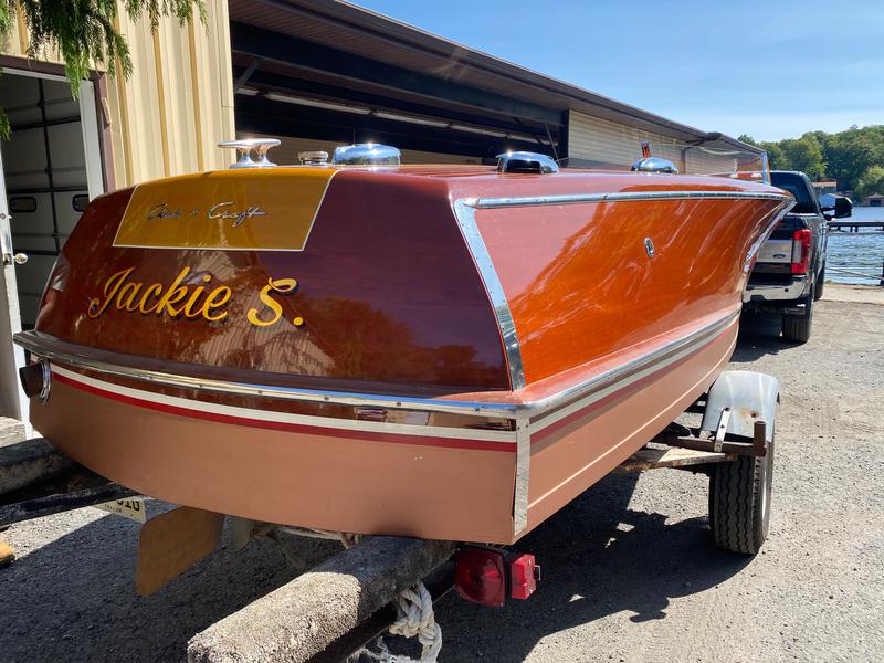 1948 Chris Craft 20' Custom Runabout