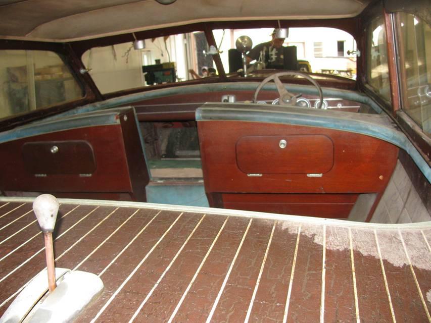 1948 25' Chris Craft Sportsman Sedan