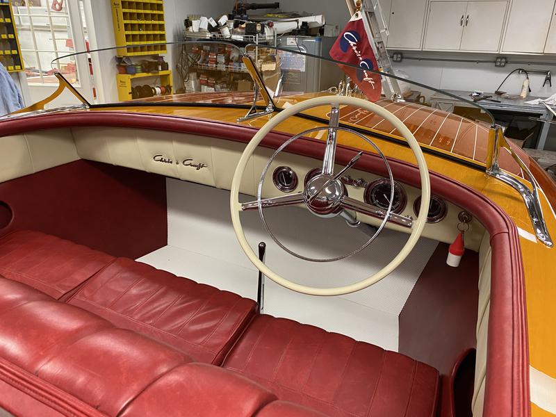 1950 18' Chris Craft Riviera