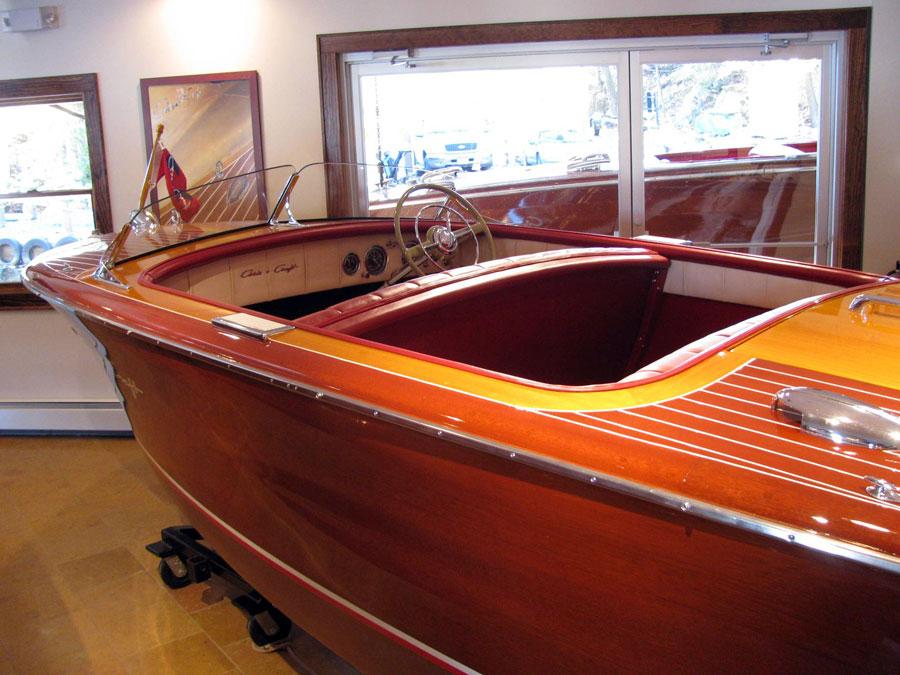 1953 18' Chris Craft Riviera