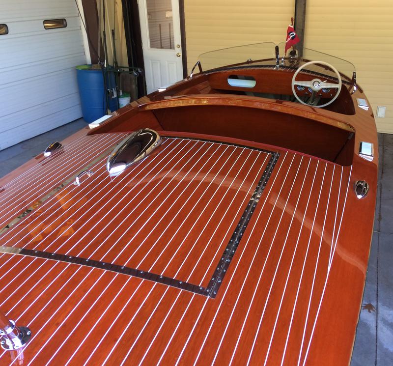 1953 17' Chris Craft Rocket Runabout