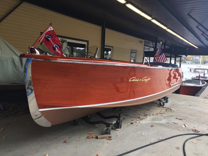 1953 18' Chris Craft Sportsman, 5200 Bottom, Rebuilt KLC 120HP 6 Cylinder Engine