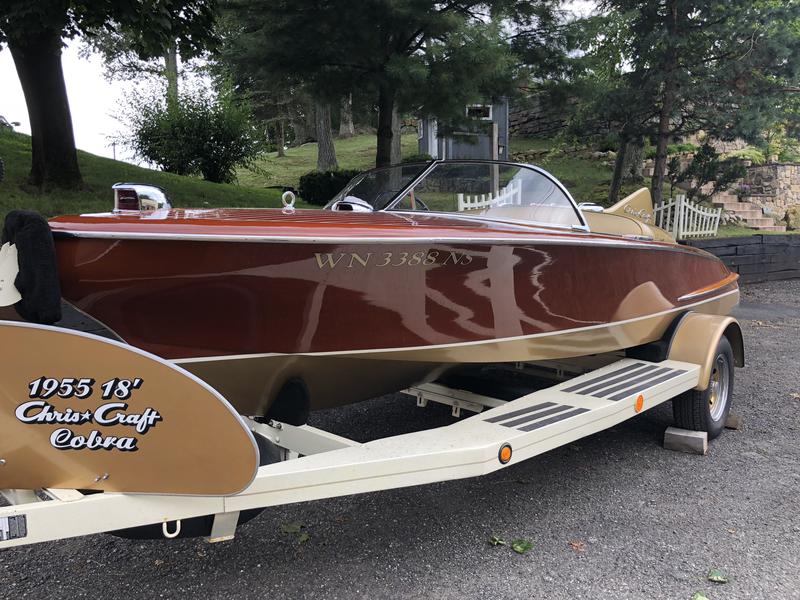 1955 18' Chris Craft Cobra