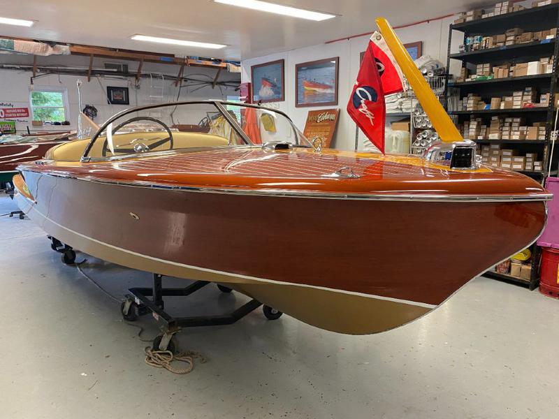 1955 Chris Craft 18' Cobra