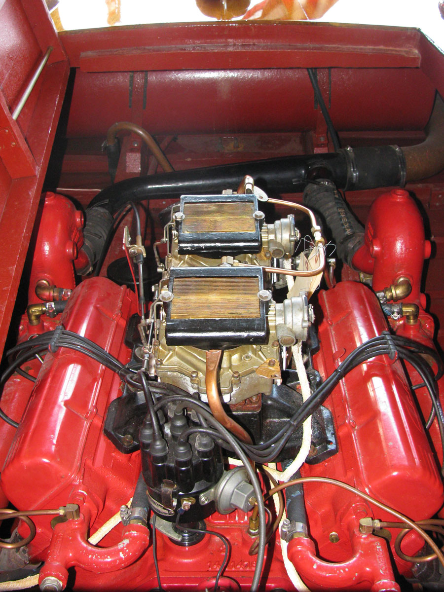 1956 21' Chris Craft Capri