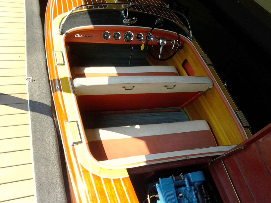 1957 19' Chris Craft Capri