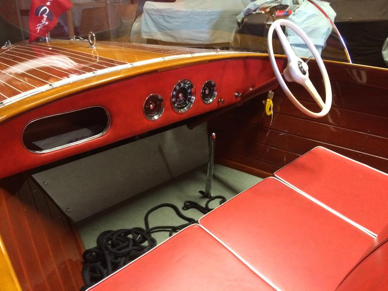 1958 17' Chris Craft Custom Runabout