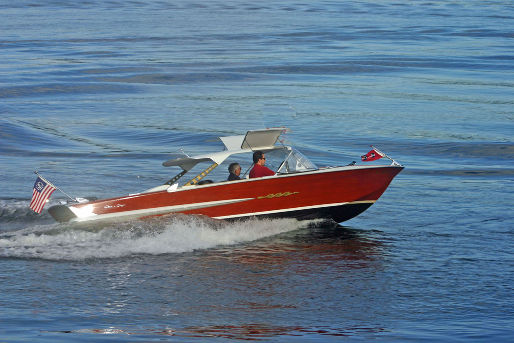 1962 23' Chris Craft Holiday