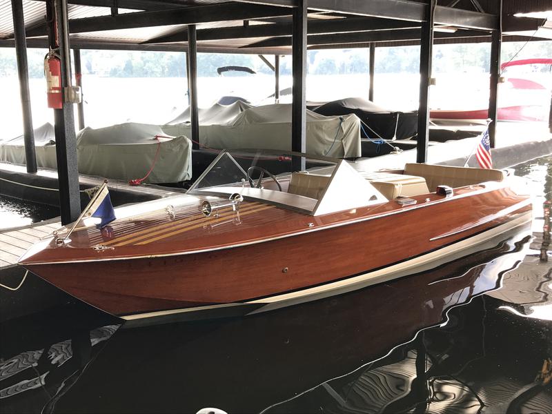 1968 20' Chris Craft Grand Prix powered by Chris Craft 327, 8 Cylinder