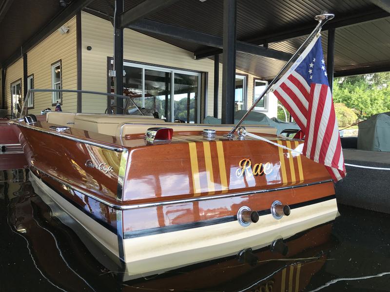 1968 20' Chris Craft Grand Prix powered by Chris Craft 327, 8 Cylinder