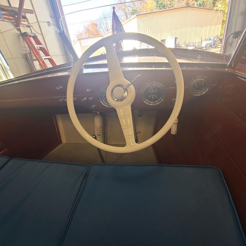 1947 17' Chris Craft Sportsman