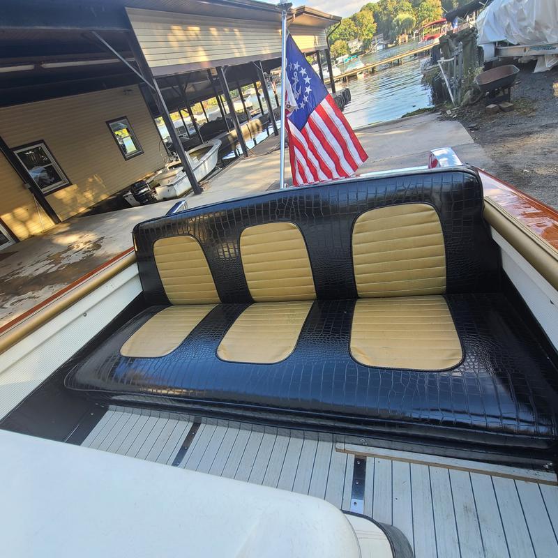 1963 18' Chris Craft Holiday