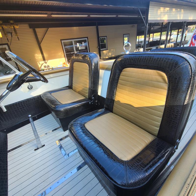 1963 18' Chris Craft Holiday